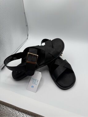 Time And Tru Women’s Black Strappy Sandals NWT Size 11
